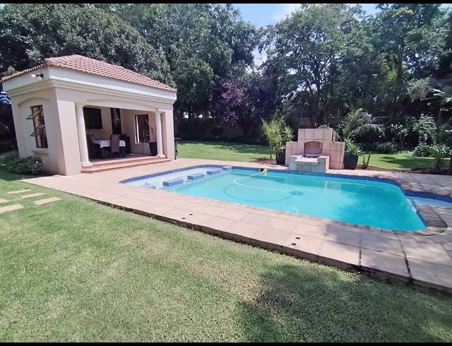 3 BEDROOM HOUSE FOR SALE IN COUNTRY LIFE PARK